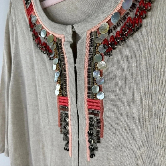 Chicos Linen Blend Treasured Trinkets Beaded Cardigan Sweater Size 2 Large Tan - Picture 6 of 13